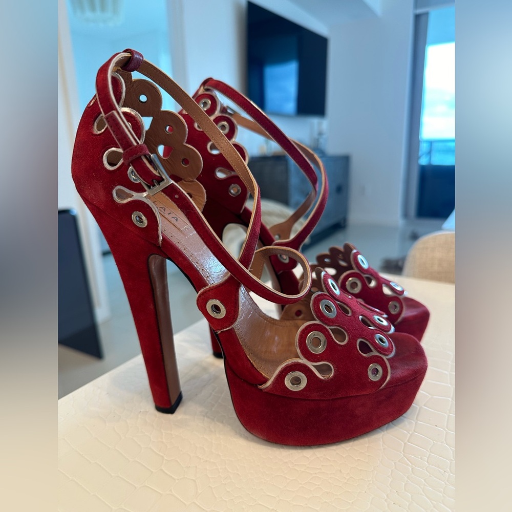 Alaia Eyelet Scalloped Suede Platform Sandals